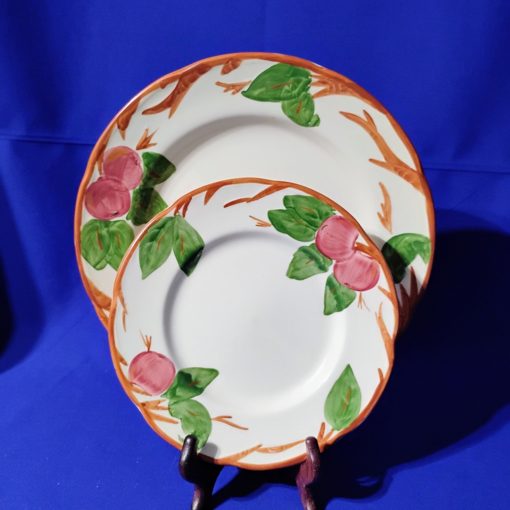 Franciscan Red Apple Dinner & Bread Plates